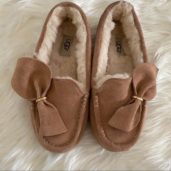 ugg ansley twist slipper
